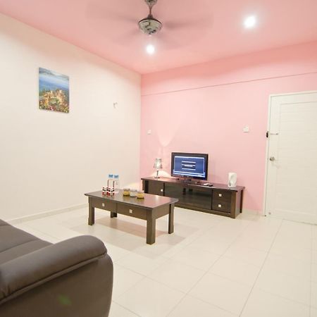 My Jonker Homes Malacca Extérieur photo